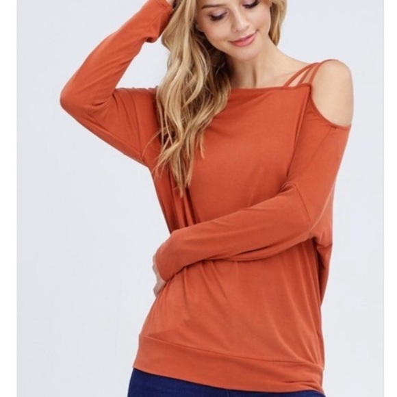 Tops - Rust strap shoulder top